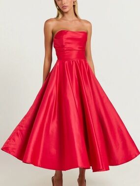 NWT Showpo Red Satin Strapless Aline midi dress size 12